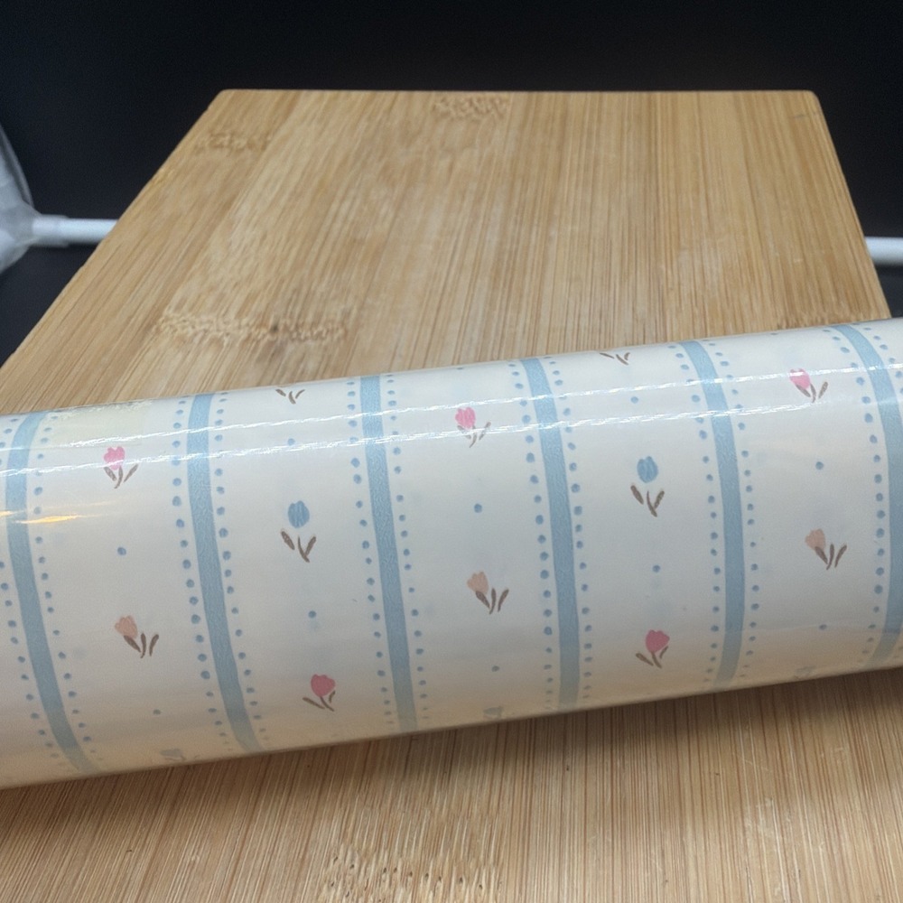 Vtg Magic Cover Drawer Shelf Liner Self Adhesive 3 Yds Blue Pink Floral Cottage